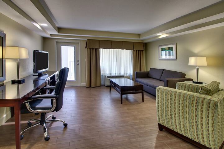 Room 45 of 119