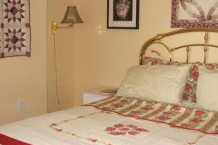The Cobbled Path Bed and Breakfast