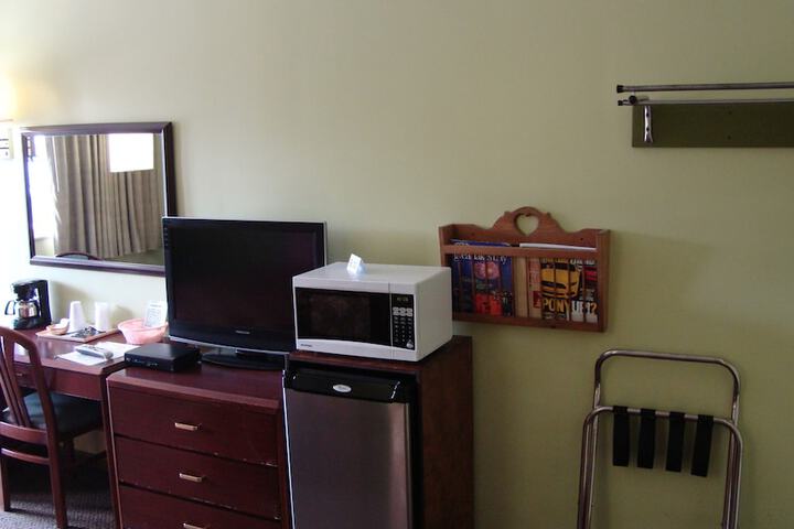 Room 18 of 42