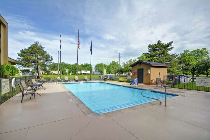Pool 3 of 42