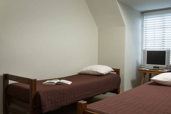 The Settlers Inn