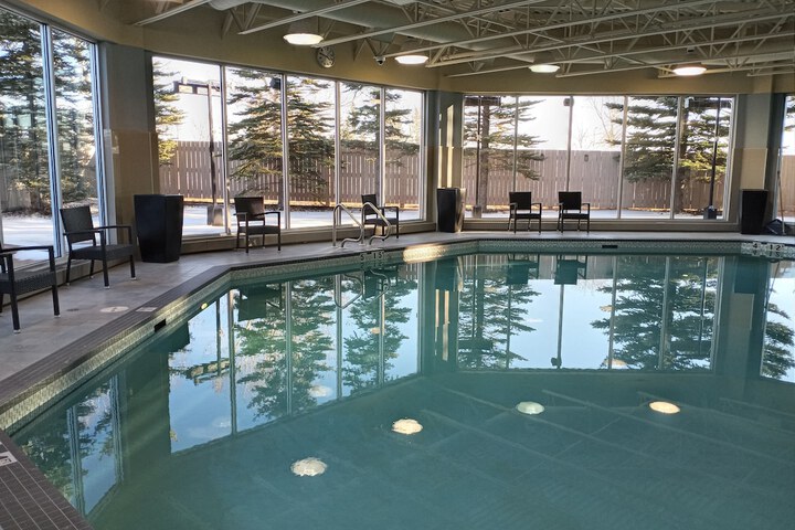 Pool 2 of 44