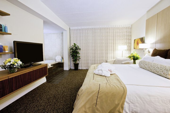 Room 15 of 42