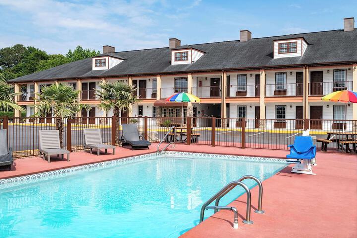 Pool 5 of 26