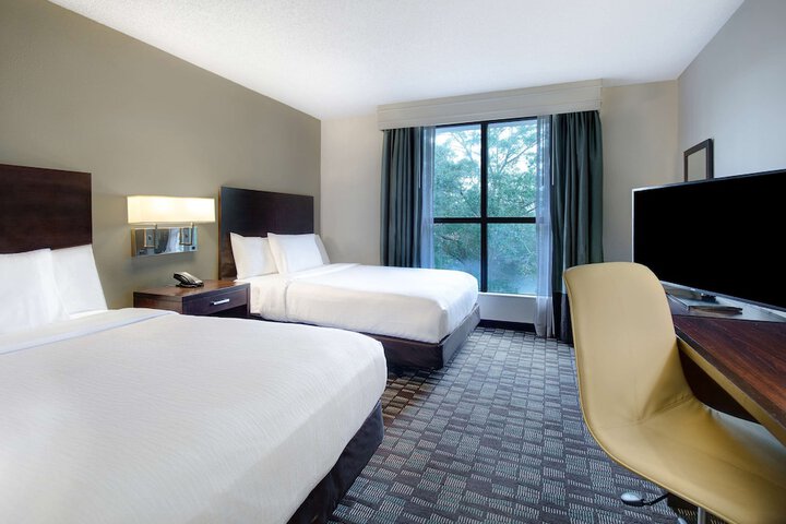Room 40 of 92