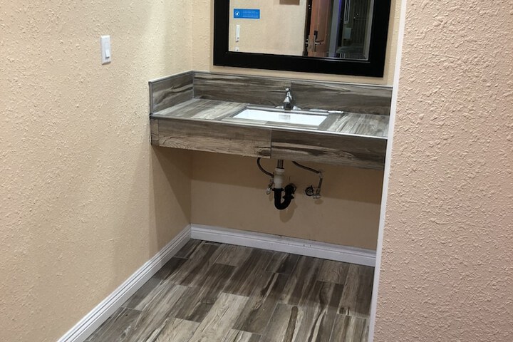 Room 18 of 29