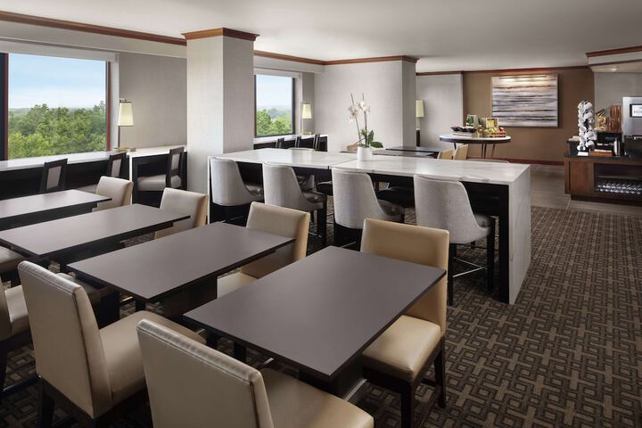 Hilton Short Hills