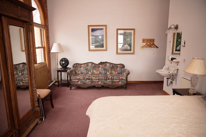 Room 79 of 110
