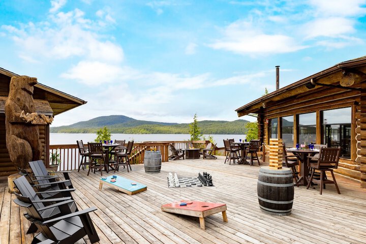 Sundeck 26 of 36