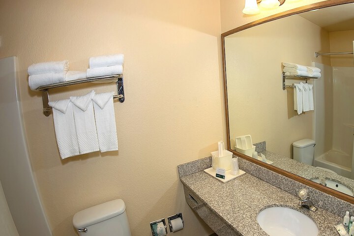 Room 25 of 49
