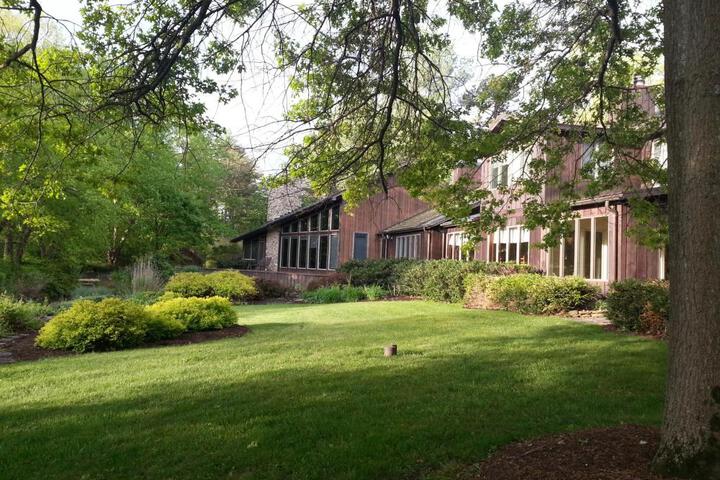 The Inn at White Oak
