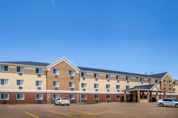 Hotel 3 of 29