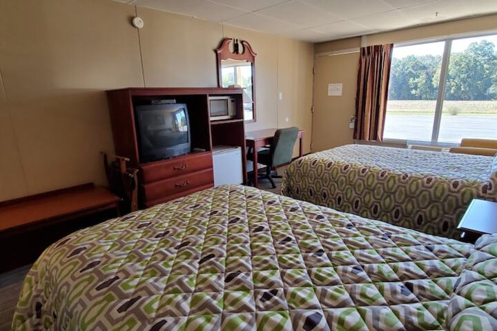 Room 3 of 13