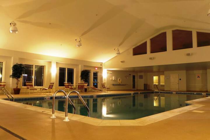 Pool 11 of 35