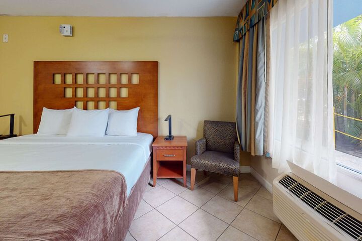 Room 93 of 167