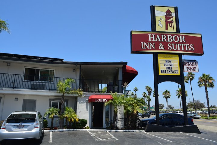Hotel 3 of 64