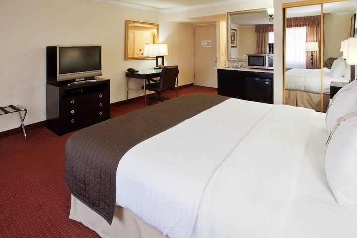 Holiday Inn Rancho Cordova by IHG