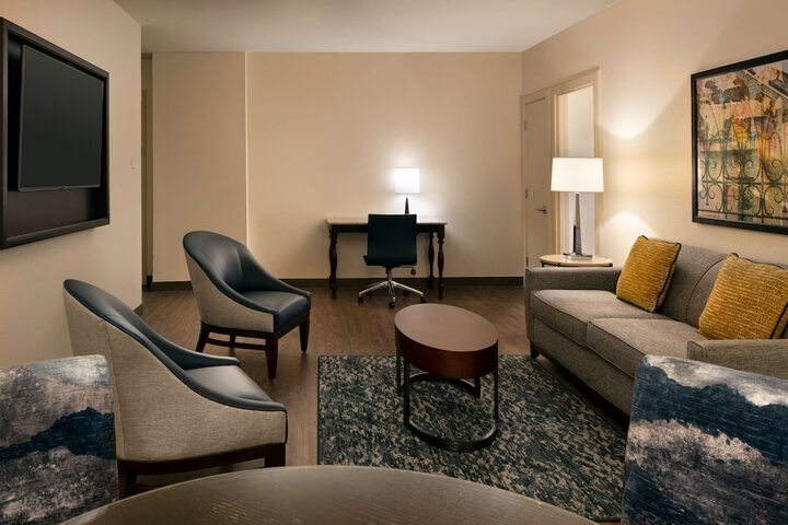 Room 30 of 65