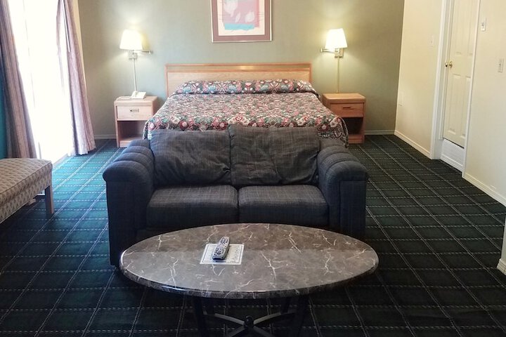Room 13 of 29