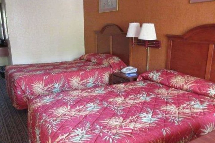Rodeway Inn Forsyth near GA Public Safety Training Center