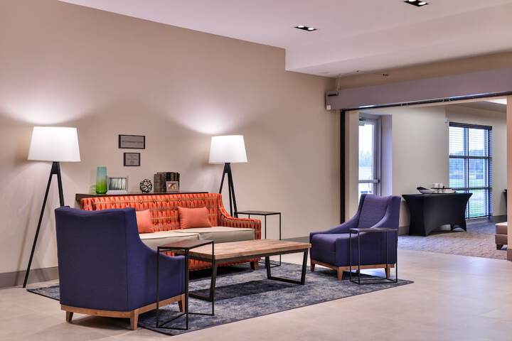 Country Inn & Suites by Radisson Ft. Atkinson, WI
