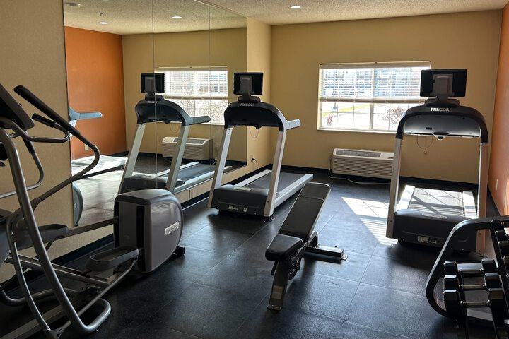 Country Inn & Suites by Radisson Owatonna, MN