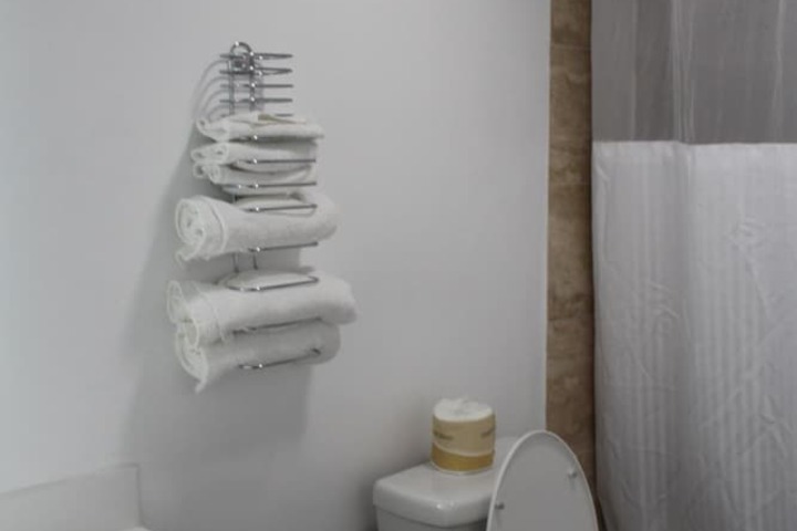 Room 14 of 24