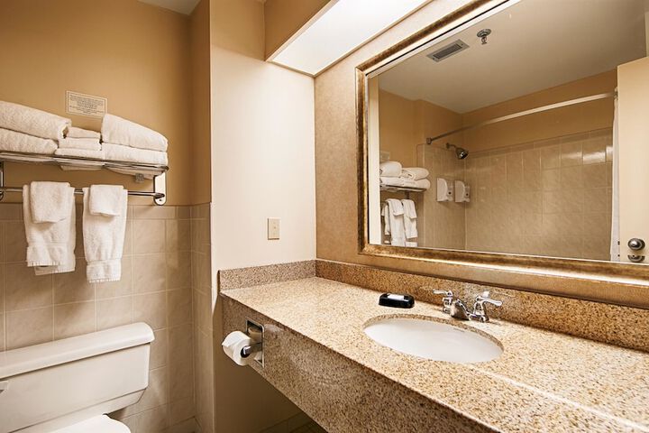 Best Western Plus Cairn Croft Hotel