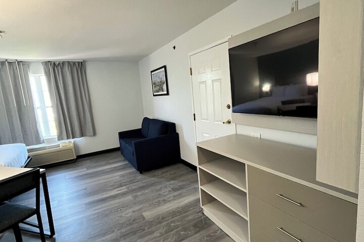 MainStay Suites Sterling near Dulles Town Center