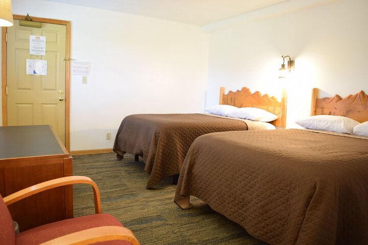 Room 10 of 40