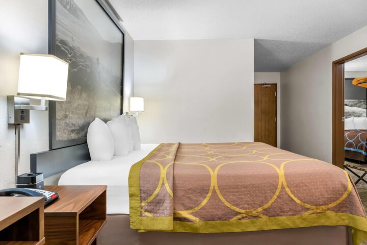 Super 8 by Wyndham Custer / Crazy Horse Area