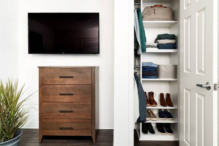 Room 9 of 15