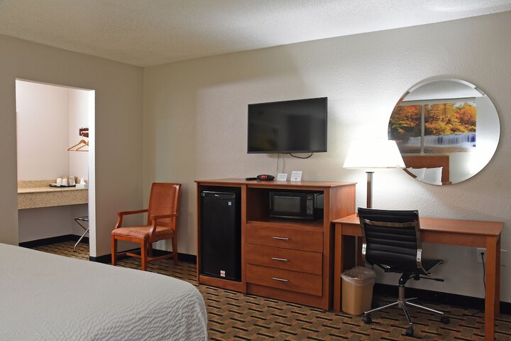 Days Inn by Wyndham Lebanon