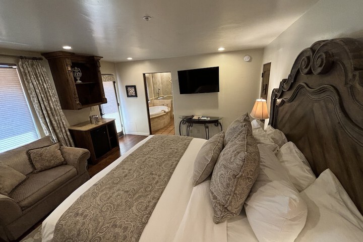 Room 118 of 285