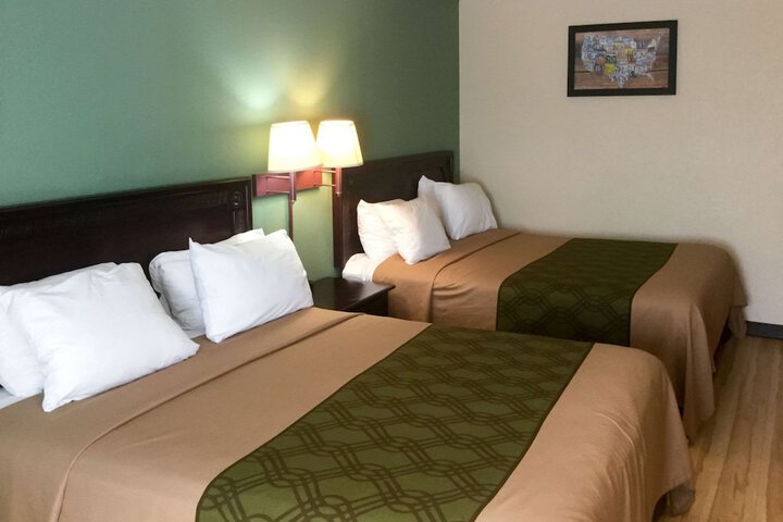 Room 14 of 19