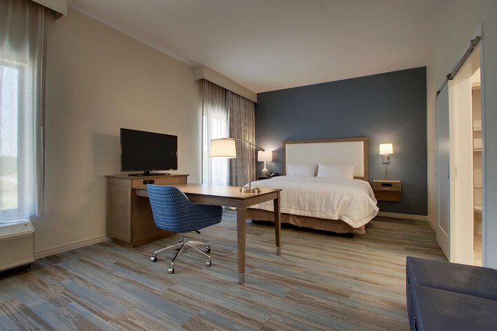 Room 16 of 58