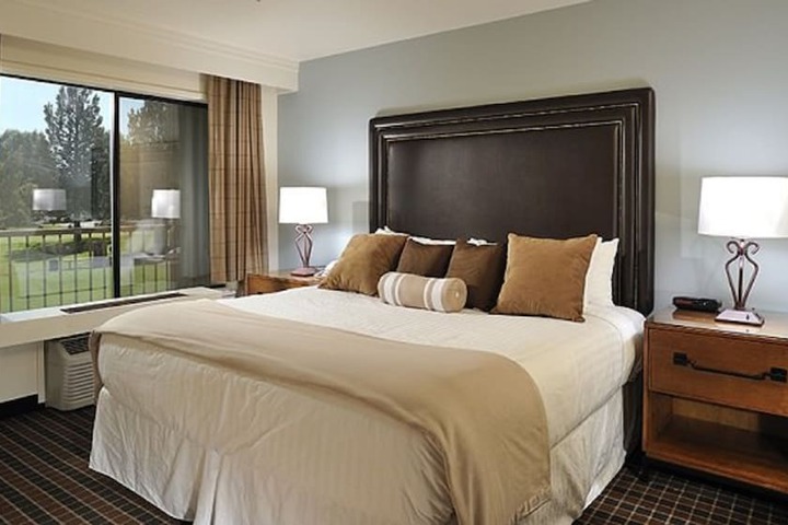 The Lodge at Eagle Crest Resort