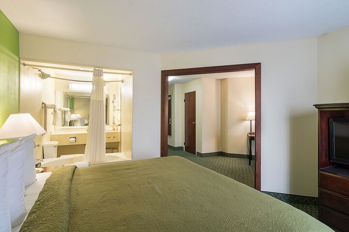 Room 29 of 42