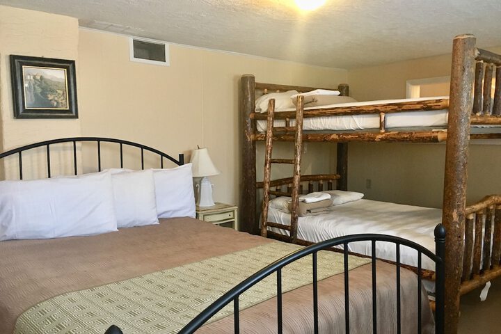 Room 131 of 187