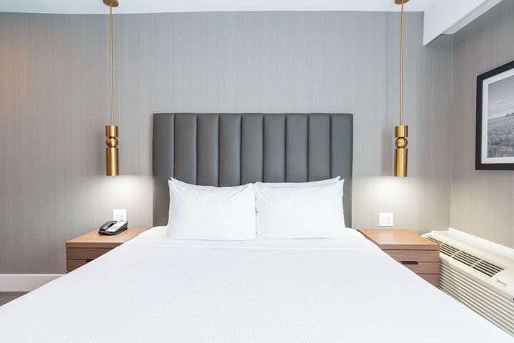 Sandman Signature Sherwood Park Hotel