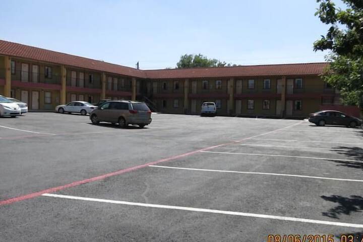 Taylor village Inn and suites