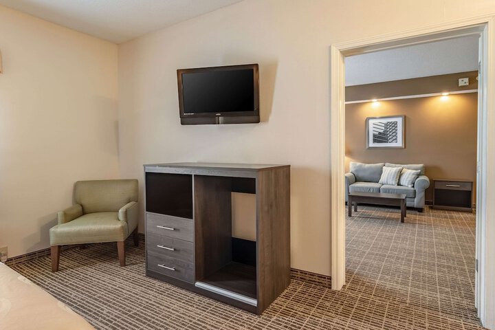 Room 20 of 35
