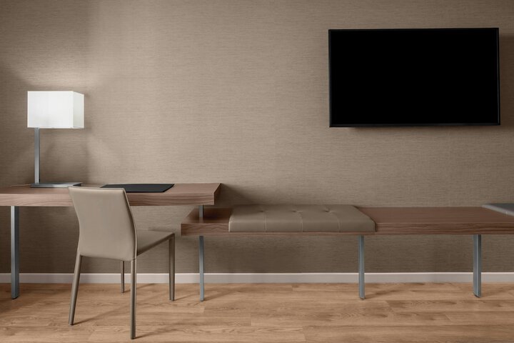 Room 13 of 54
