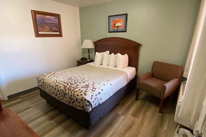 Room 22 of 46