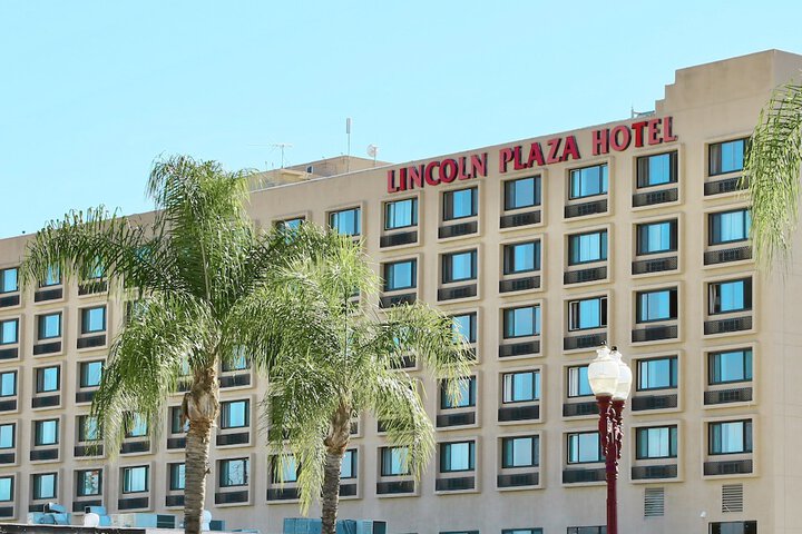 Hotel 3 of 168