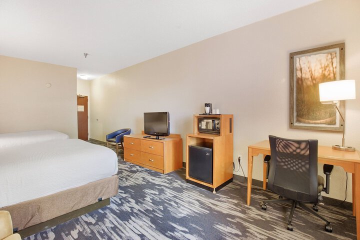 Room 21 of 47