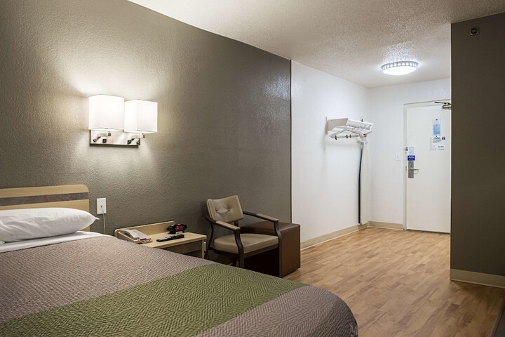 Room 29 of 29