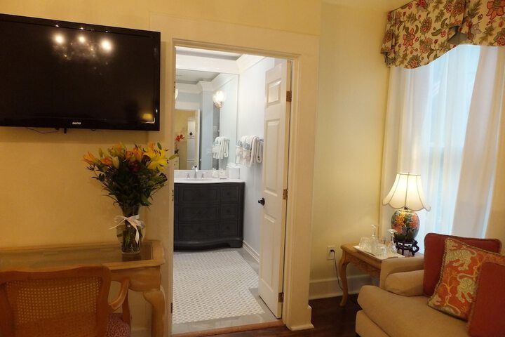 Room 54 of 75