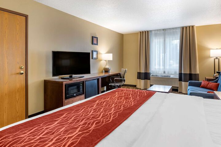 Room 7 of 10