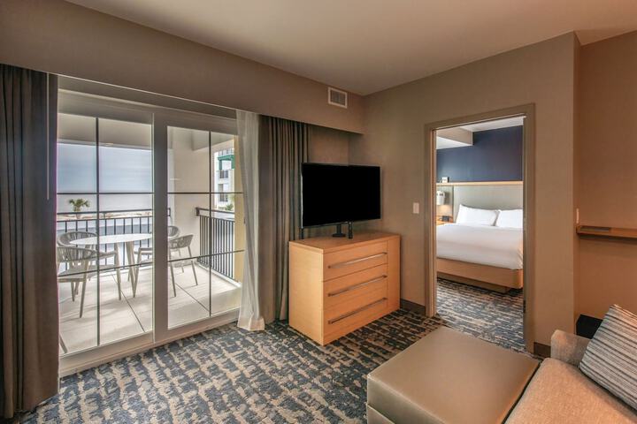 Room 19 of 65